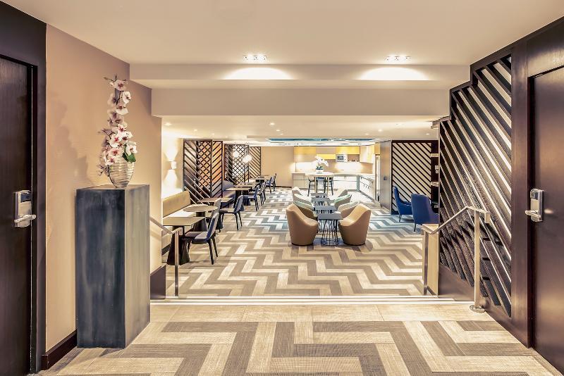 Mercure Paris Arc De Triomphe Etoile Exterior photo